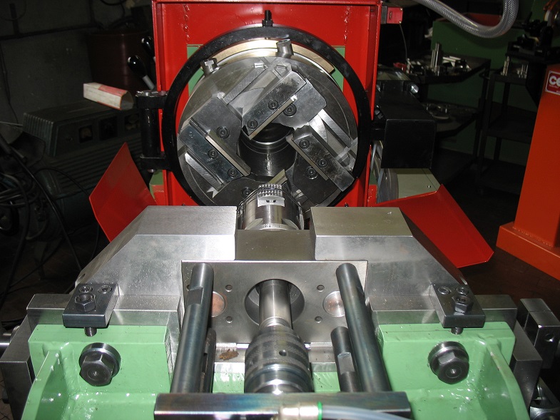 Threading machine F114 Head